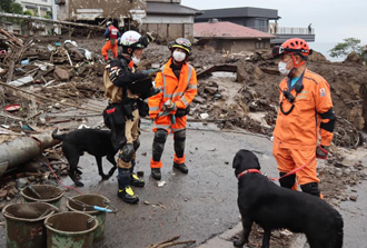 熱海土石流災害　救助犬派遣